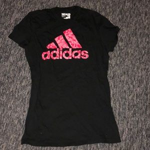 Adidas T-shirt